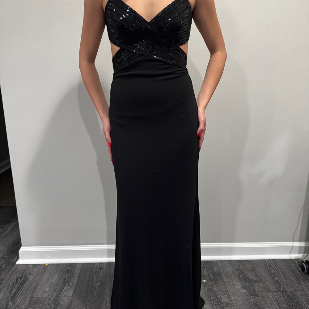 Elegant Black Evening Dress